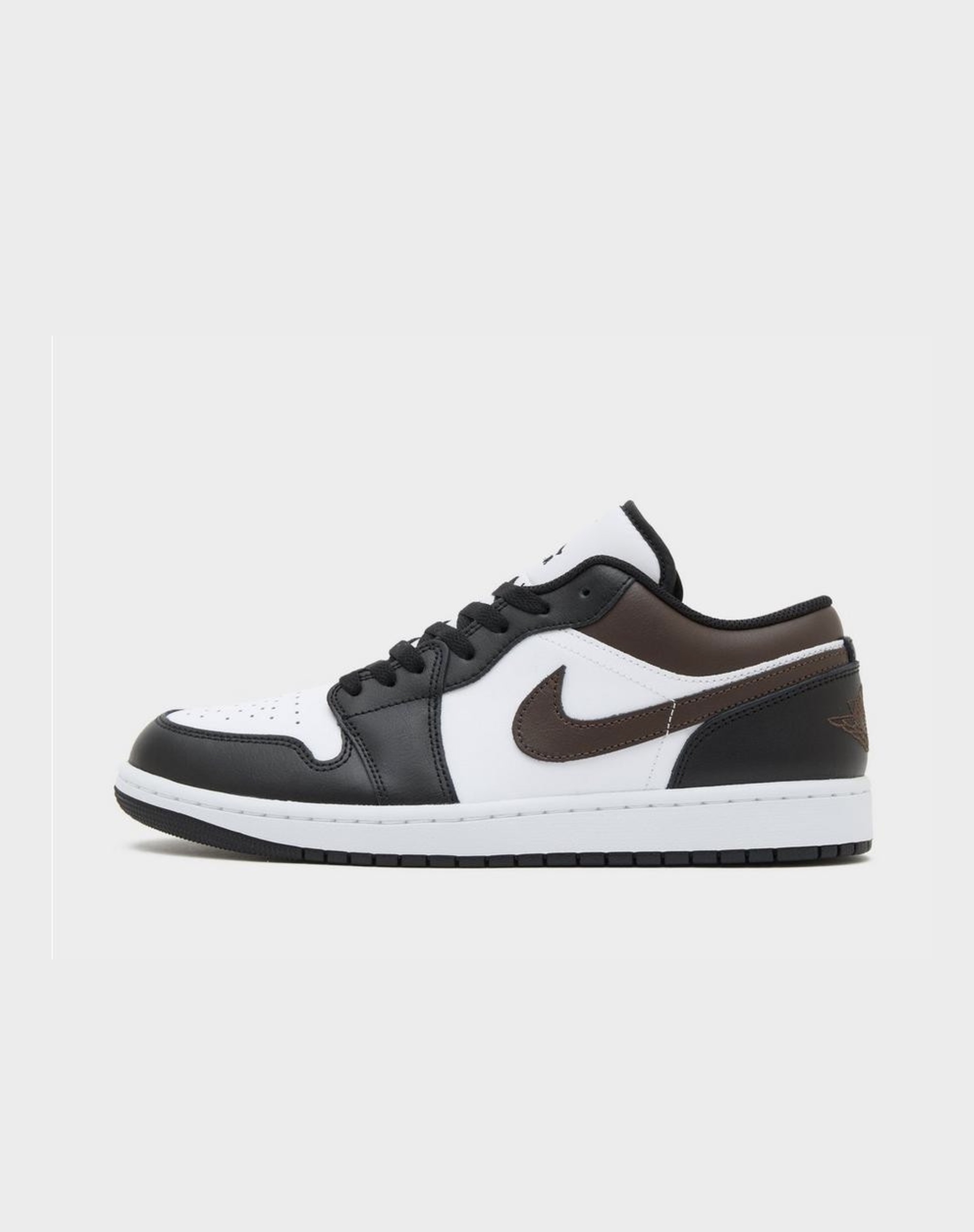 کتونی جردن وان ساق کوتاه     Jordan 1 Low Barque Brown IO3393-010