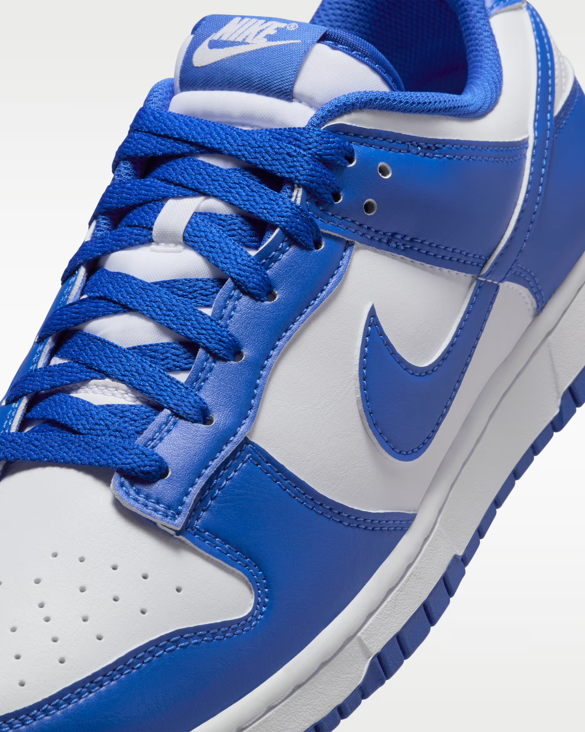 کتونی نایک دانک رویال    Nike Dunk Low Royal    HF5441-1125