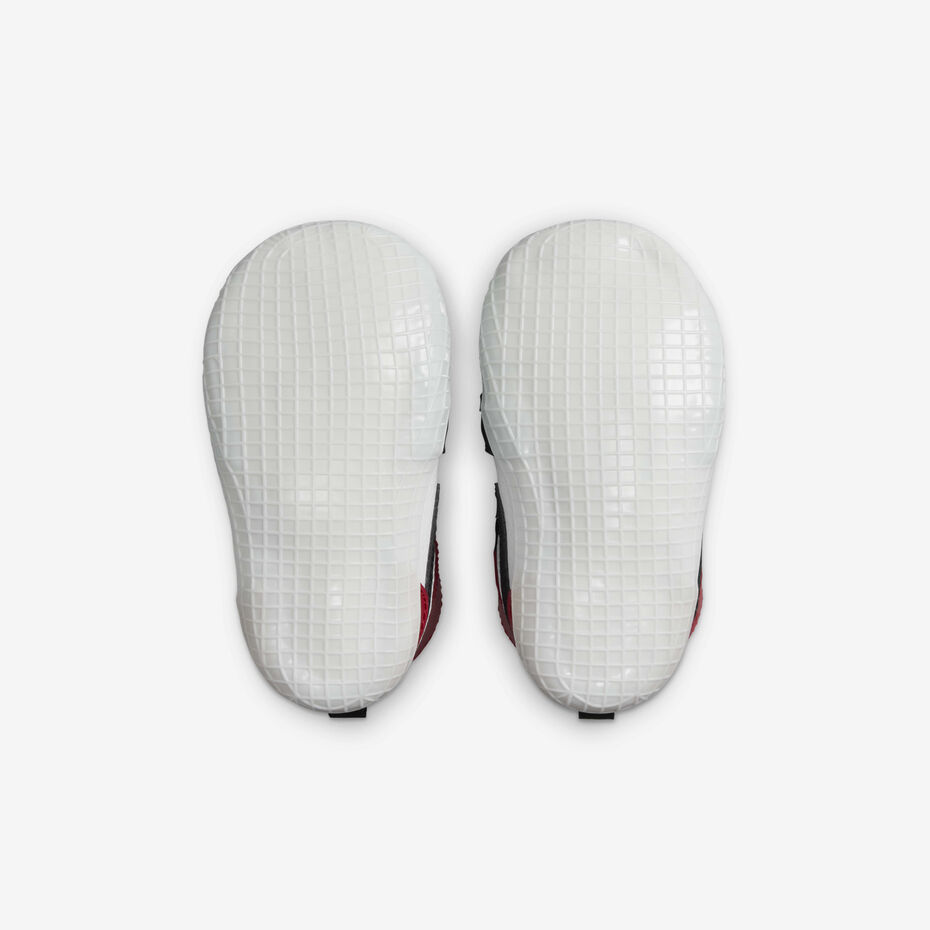 کتونی جردن وان مید Jordan 1 High Black Toe Baby Cot bootie  HJ9289-0611