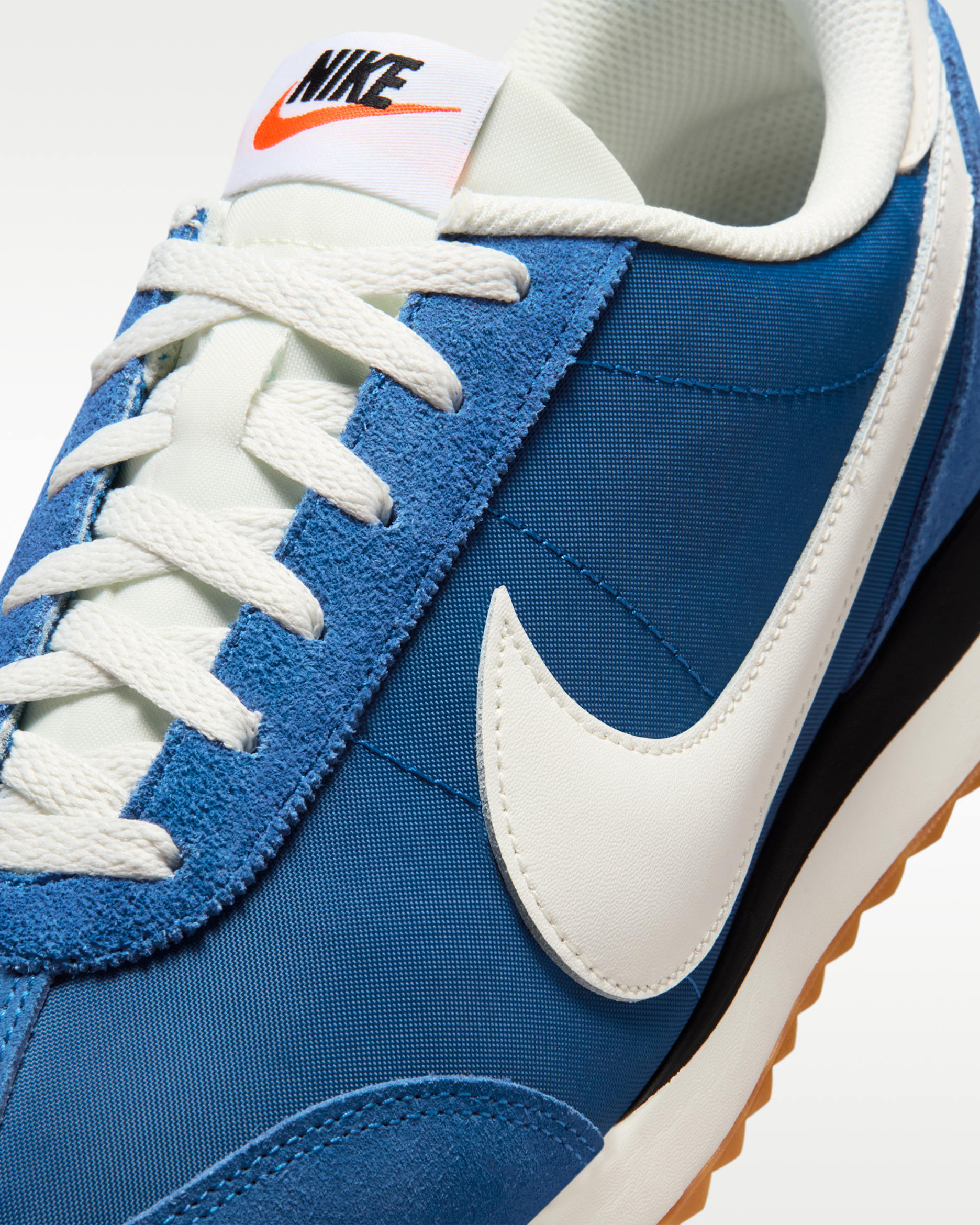 کتونی نایک پسیفیک  Nike Pacific  HQ2052-4025